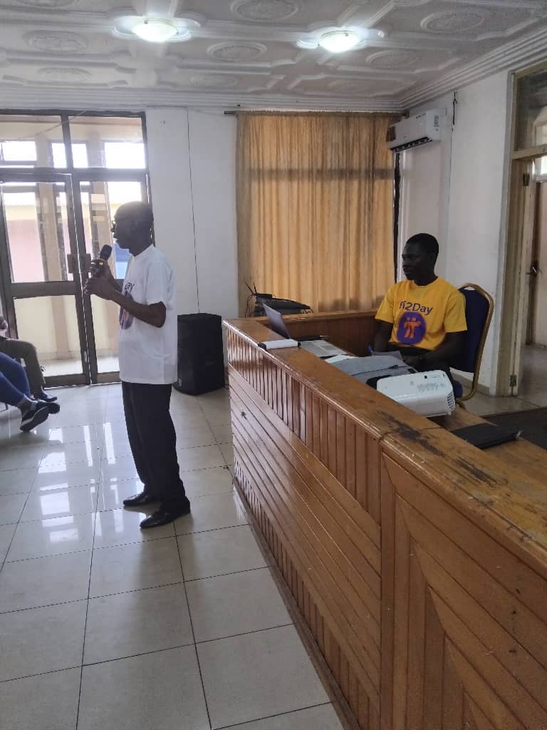 Education & Seminars